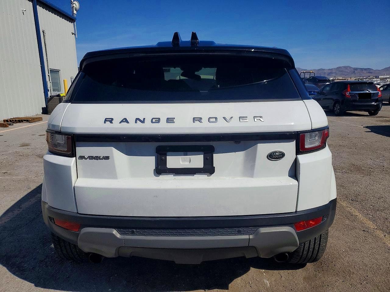 2016 LAND ROVER RANGE ROVER EVOQUE SE photo 16