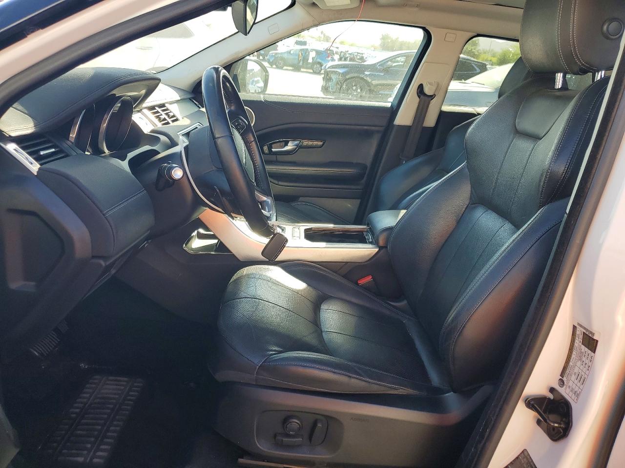 2016 LAND ROVER RANGE ROVER EVOQUE SE photo 19