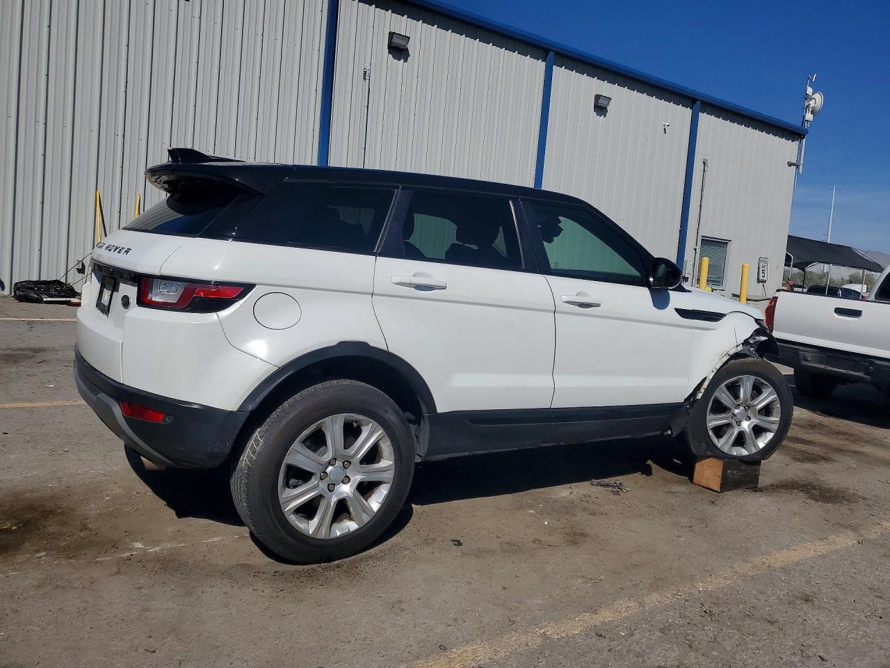 2016 LAND ROVER RANGE ROVER EVOQUE SE photo 7