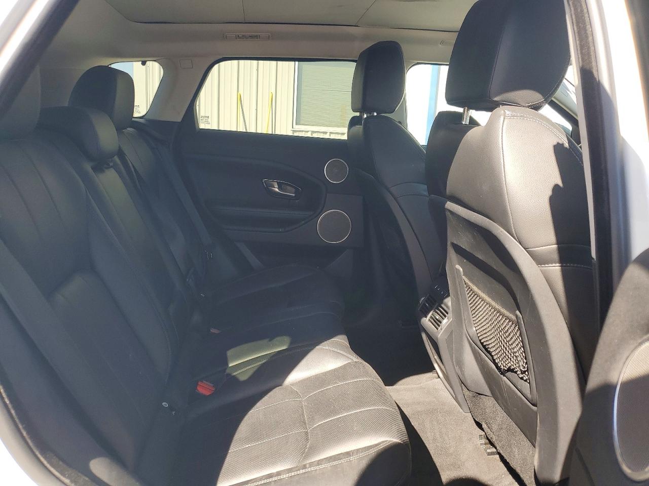 2016 LAND ROVER RANGE ROVER EVOQUE SE photo 31