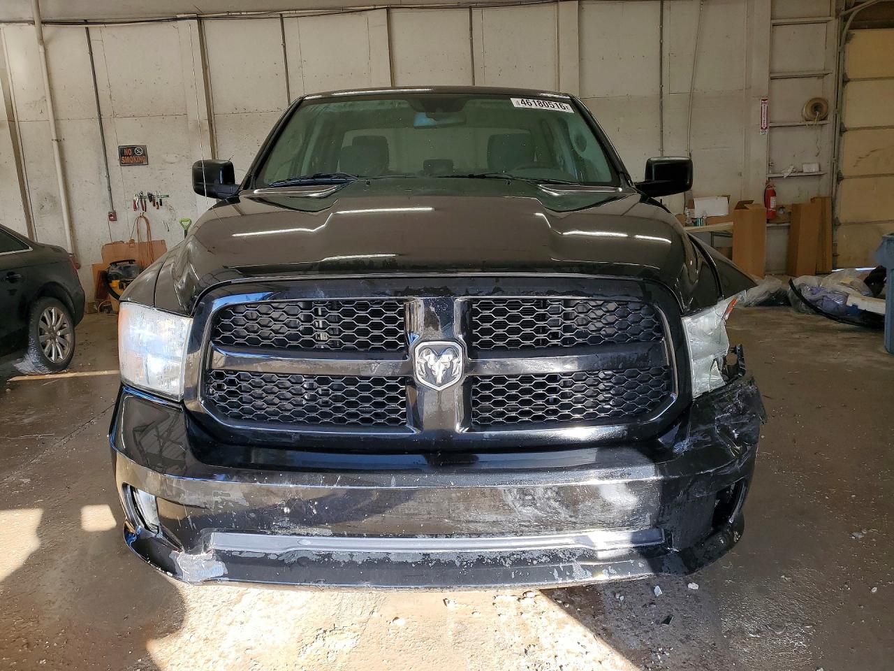 2014 RAM 1500 ST photo 5