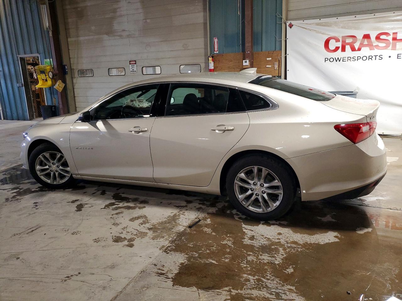 2016 CHEVROLET MALIBU LT photo 3