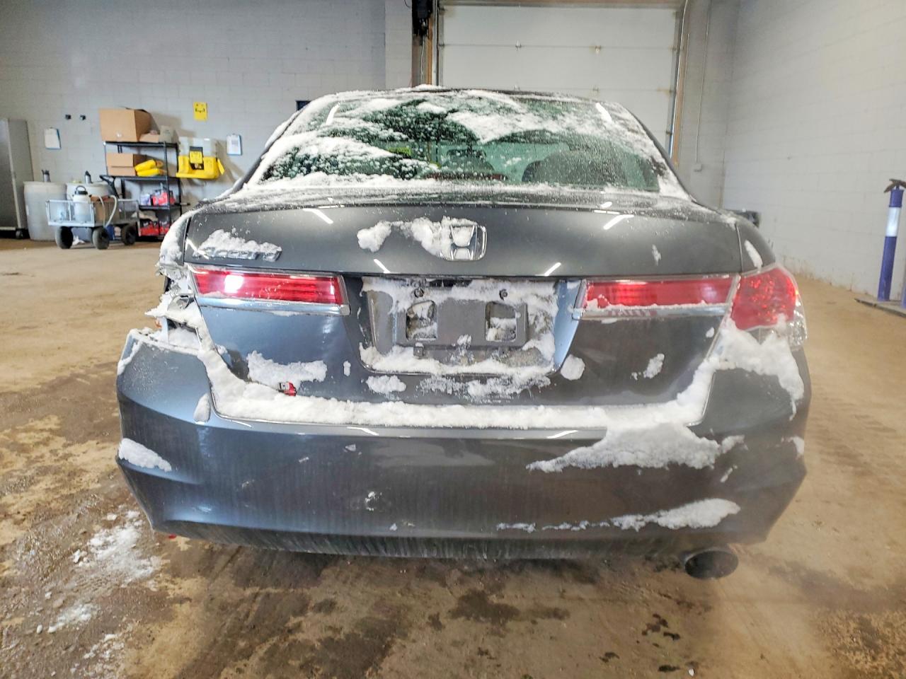 2012 HONDA ACCORD LX photo 6