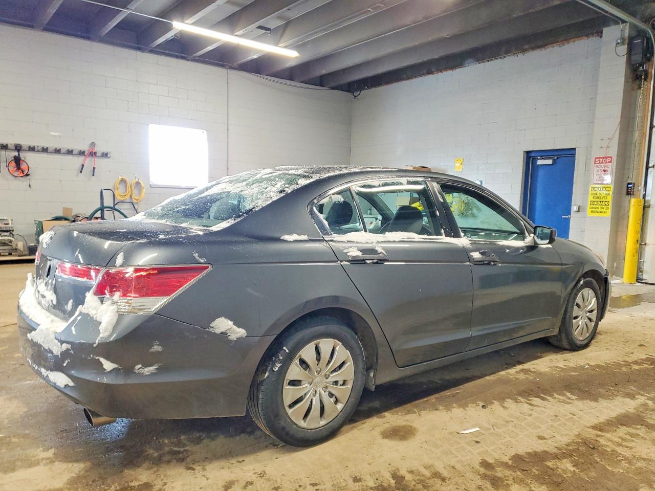 2012 HONDA ACCORD LX photo 3