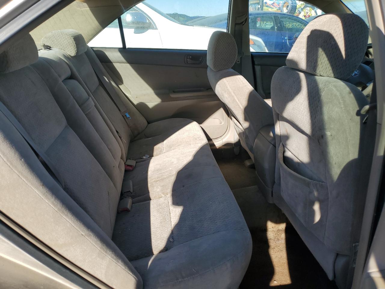 2004 TOYOTA CAMRY STANDARD photo 19