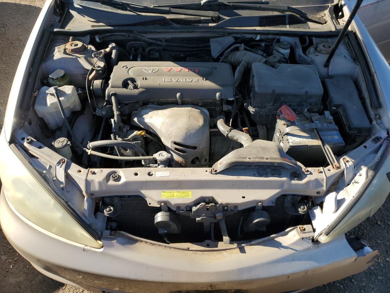2004 TOYOTA CAMRY STANDARD photo 21