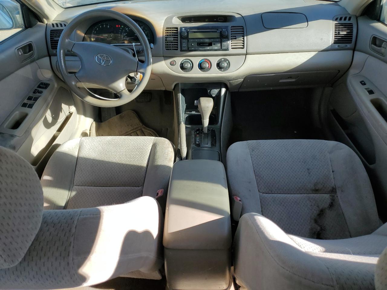 2004 TOYOTA CAMRY STANDARD photo 15