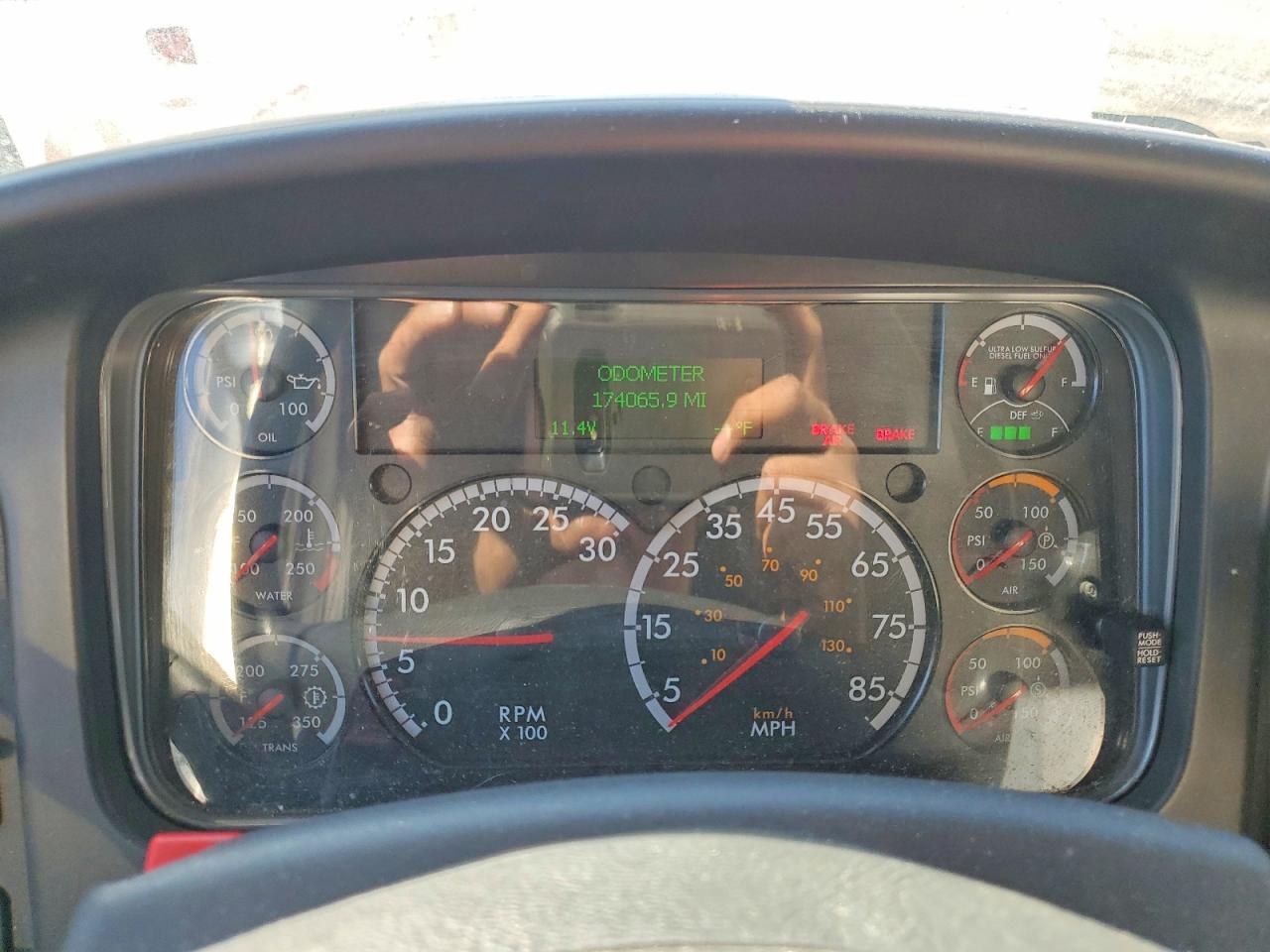 2020 FREIGHTLINER BUSINESS CLASS M2 REFRIGERATED BOX TRUCK photo 15