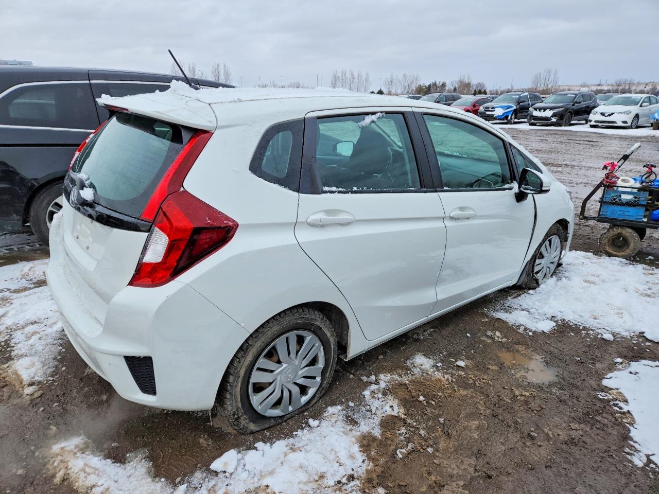 2015 HONDA FIT LX photo 3
