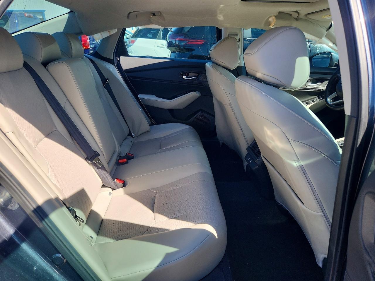 2024 HONDA ACCORD TOURING HYBRID photo 19