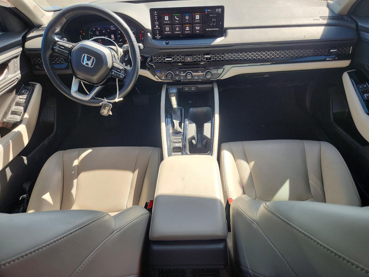 2024 HONDA ACCORD TOURING HYBRID photo 15