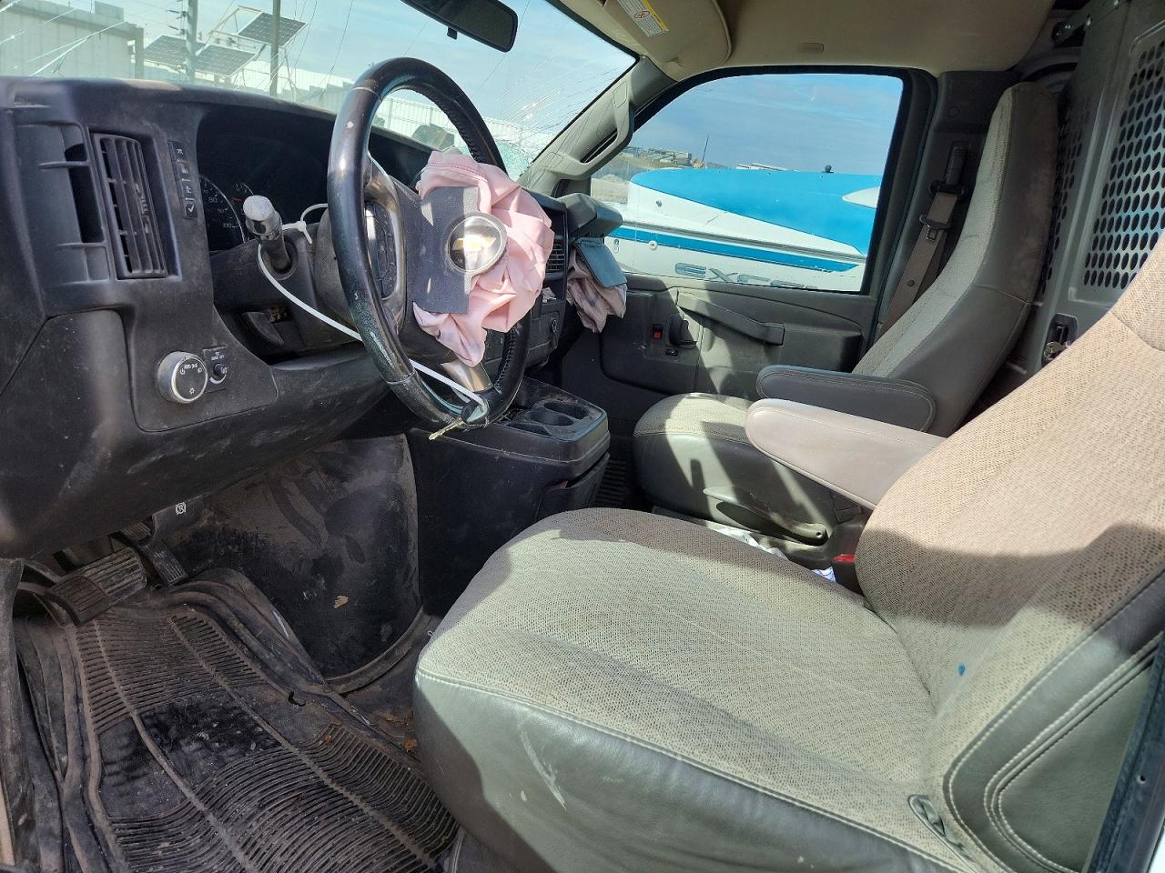 2019 CHEVROLET EXPRESS G3500 UTILITY / SERVICE VAN photo 13