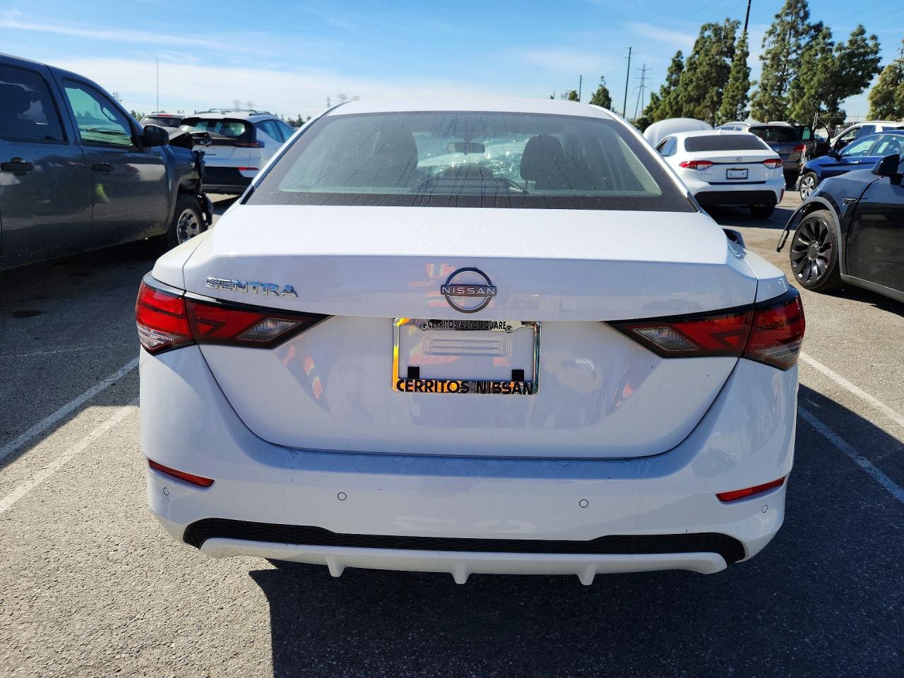 2025 NISSAN SENTRA S photo 6