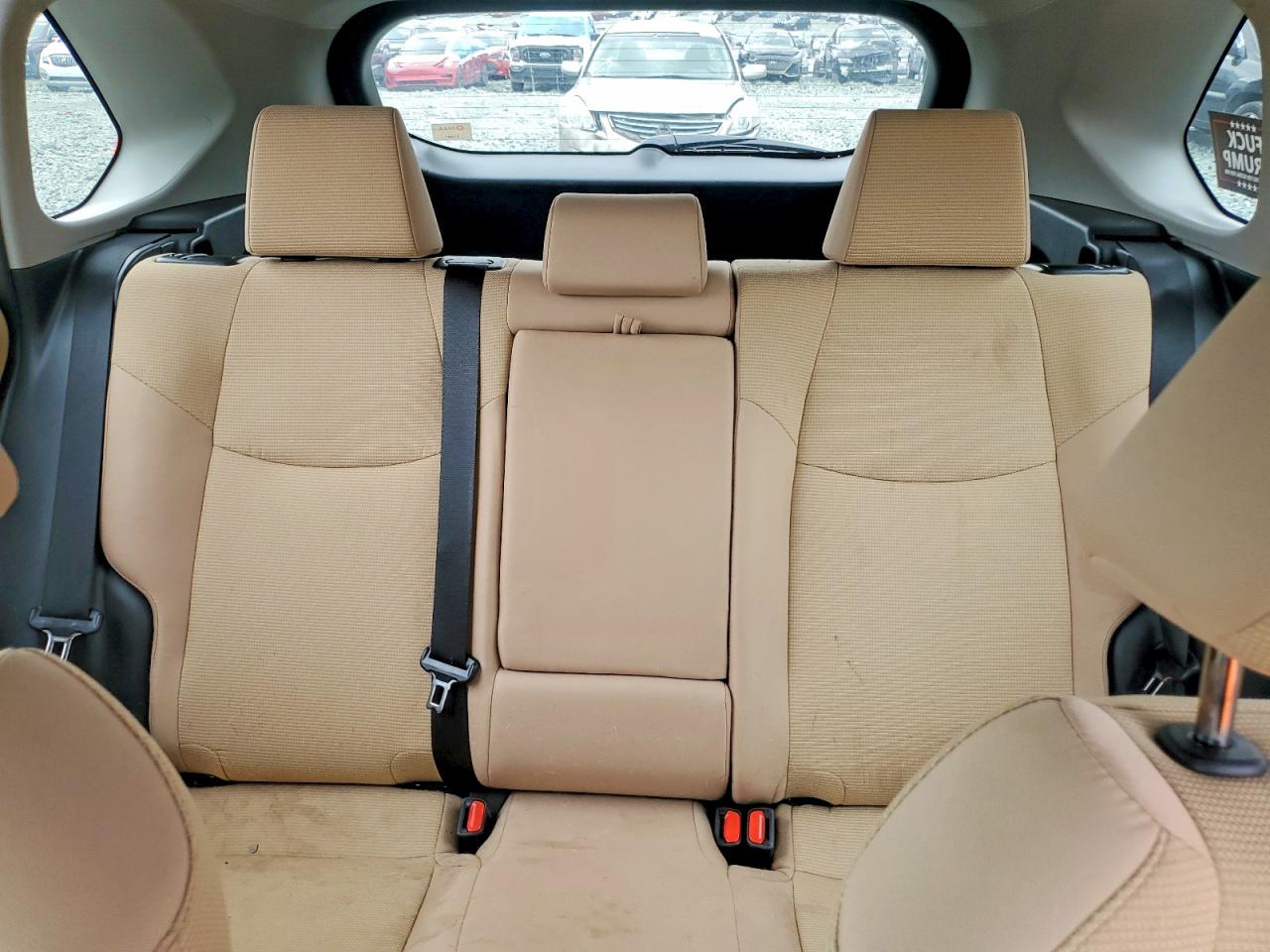 2025 TOYOTA RAV4 LE photo 19