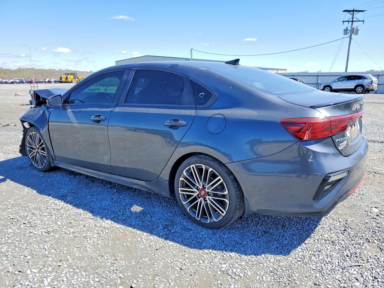2021 KIA FORTE GT photo 2