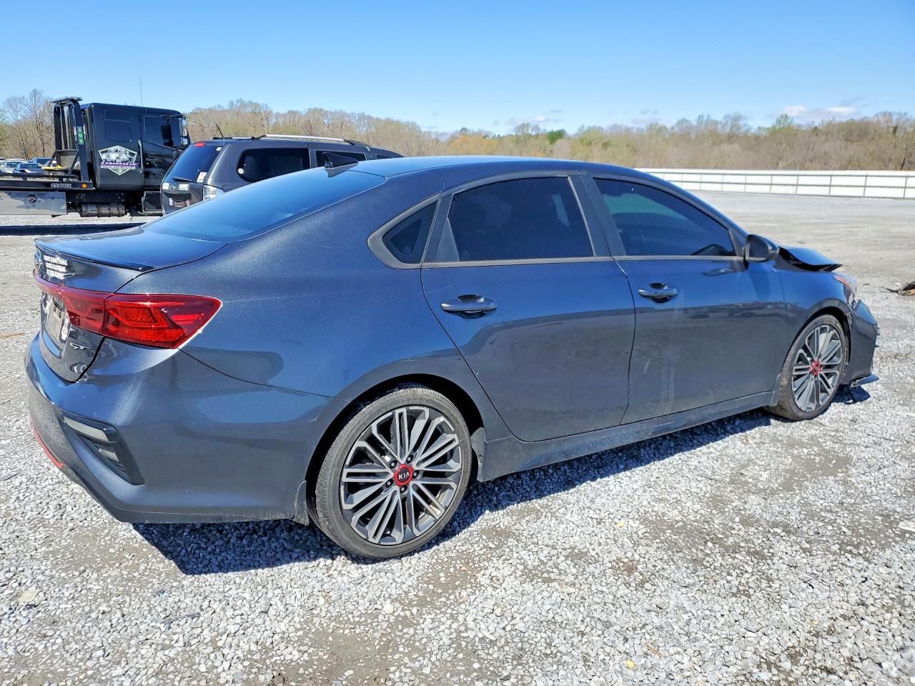 2021 KIA FORTE GT photo 3