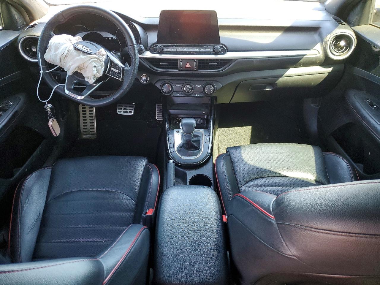2021 KIA FORTE GT photo 8