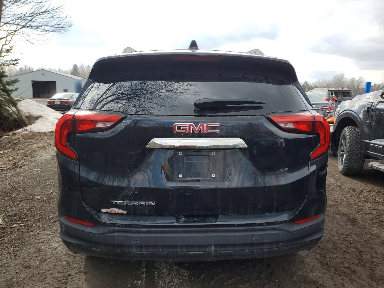 2018 GMC TERRAIN SLE photo 6