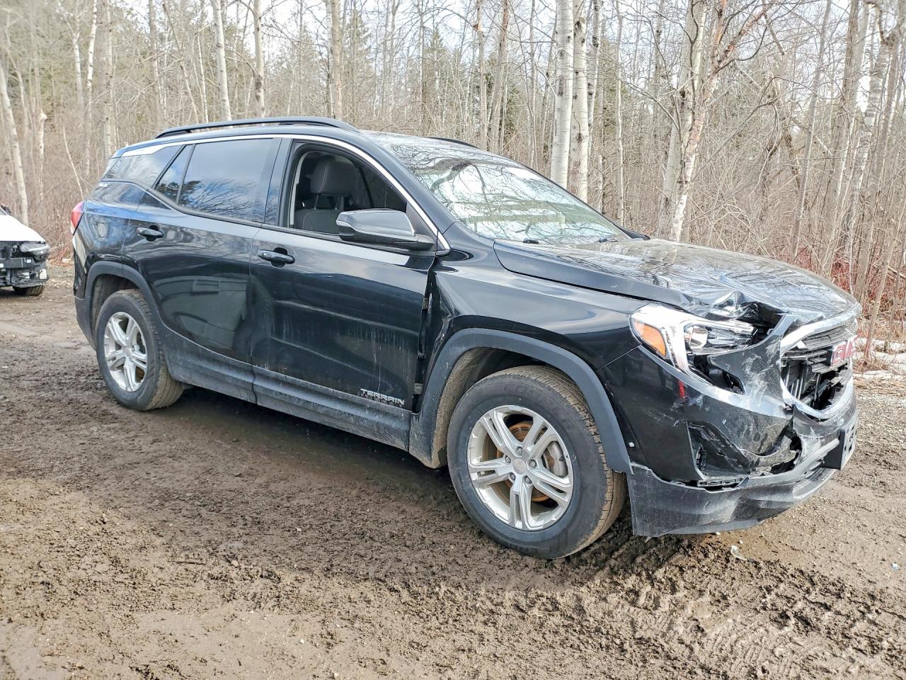 2018 GMC TERRAIN SLE photo 4
