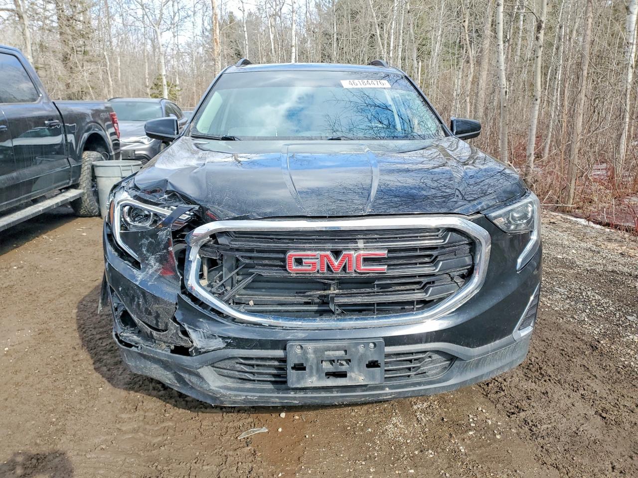 2018 GMC TERRAIN SLE photo 5