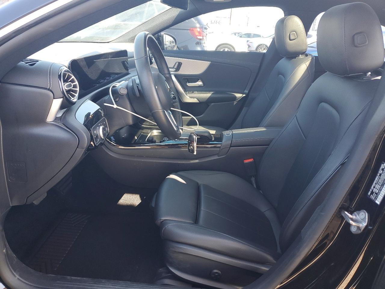 2021 MERCEDES-BENZ CLA 250 photo 13