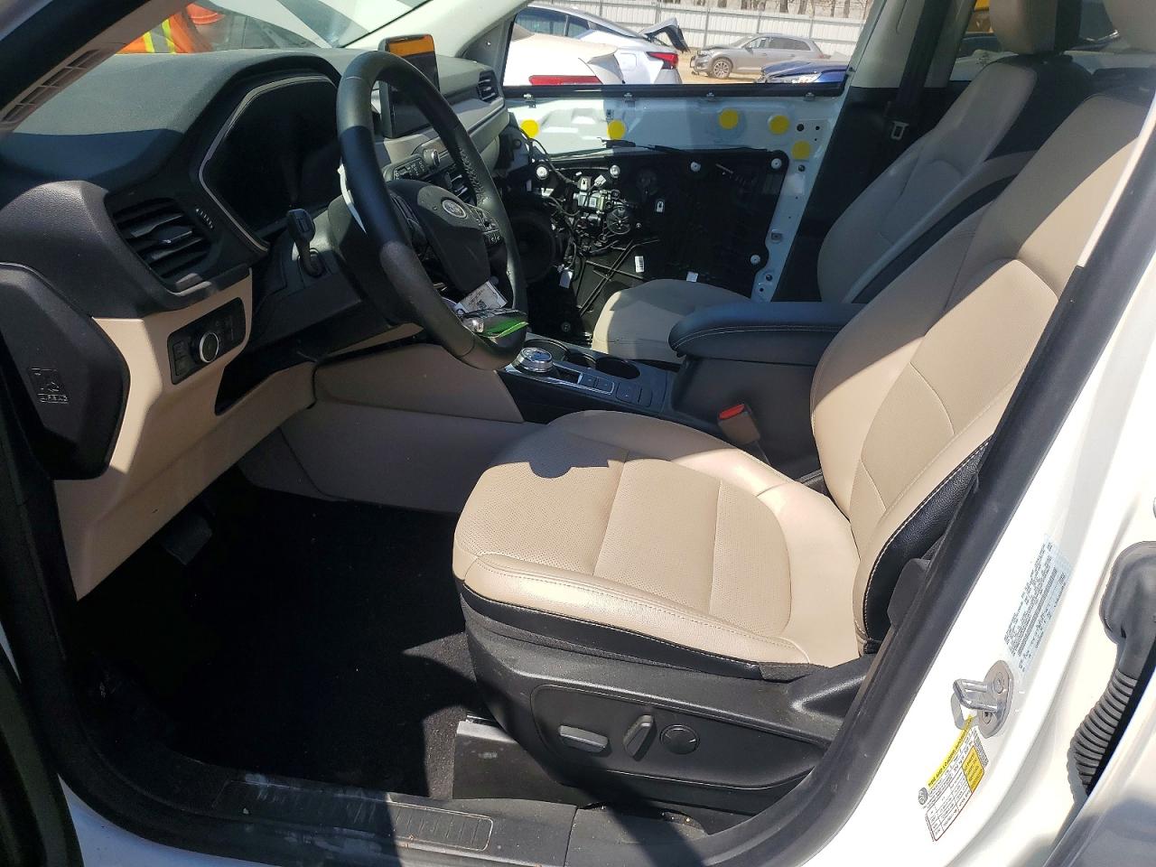 2022 FORD ESCAPE SEL photo 13