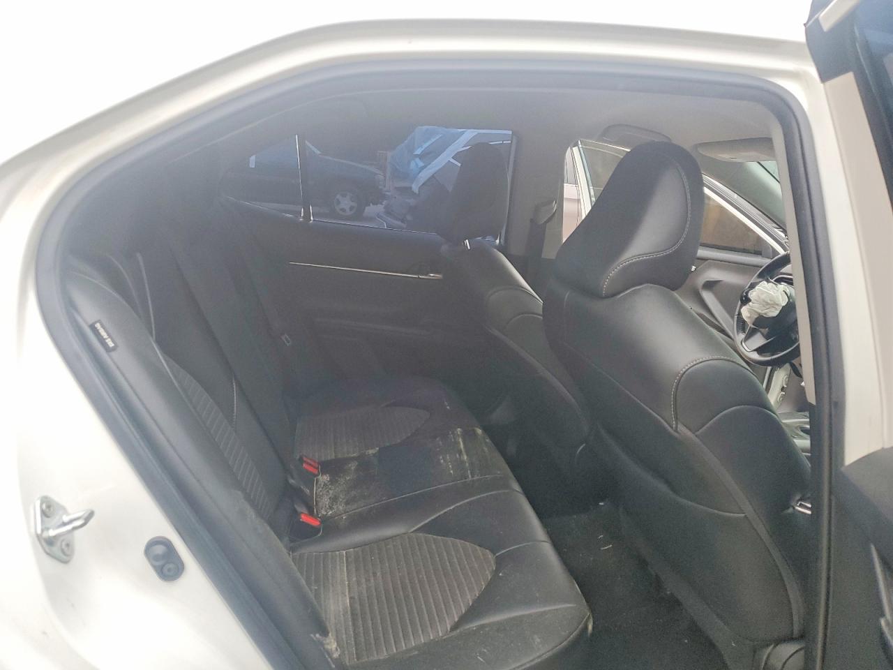 2022 TOYOTA CAMRY SE photo 28