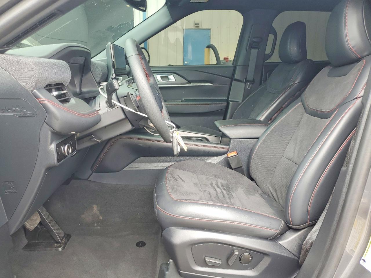 2025 FORD EXPLORER ST photo 7