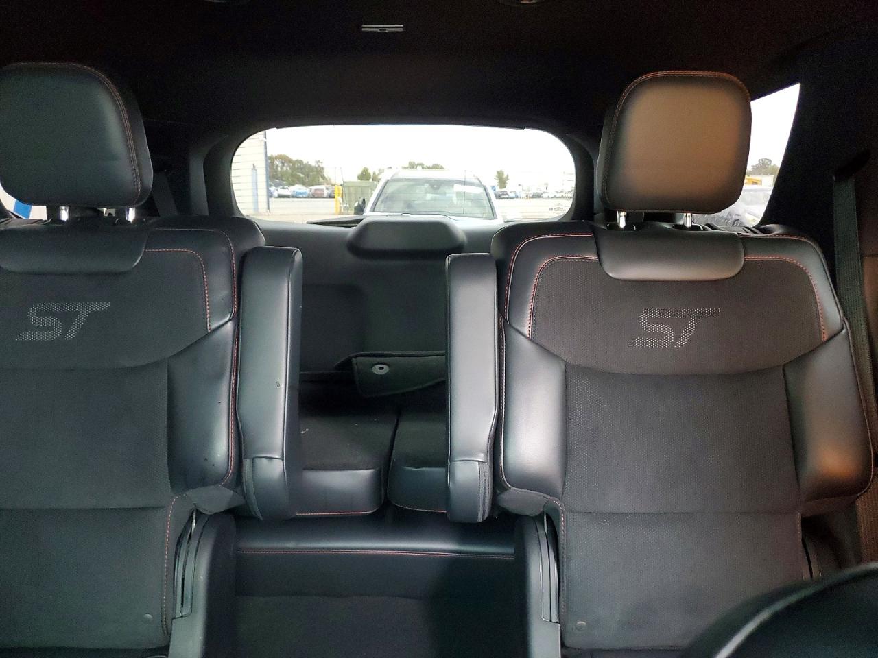 2025 FORD EXPLORER ST photo 10