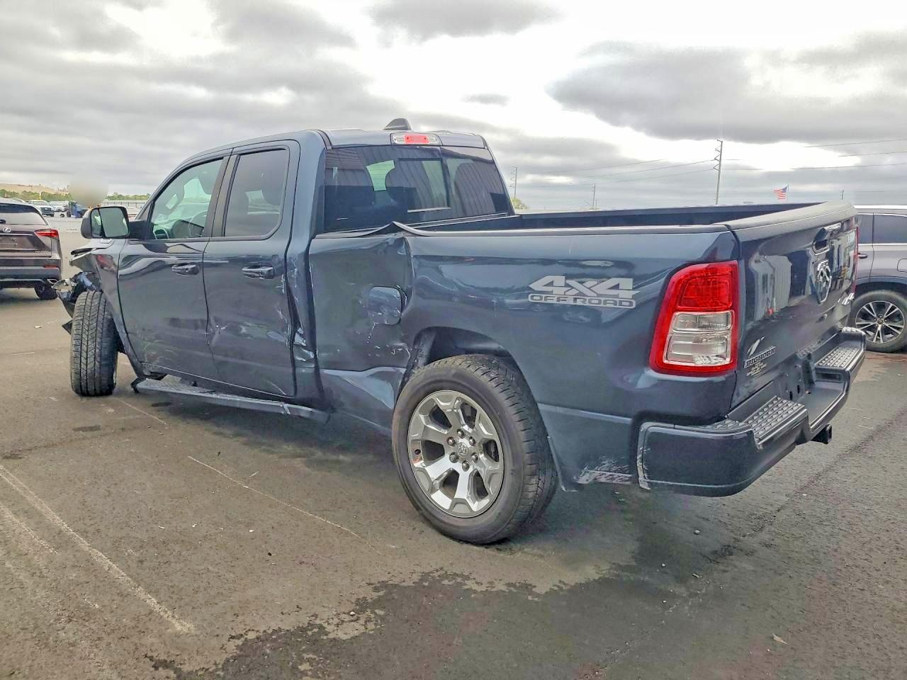 2021 RAM 1500 BIG HORN photo 2