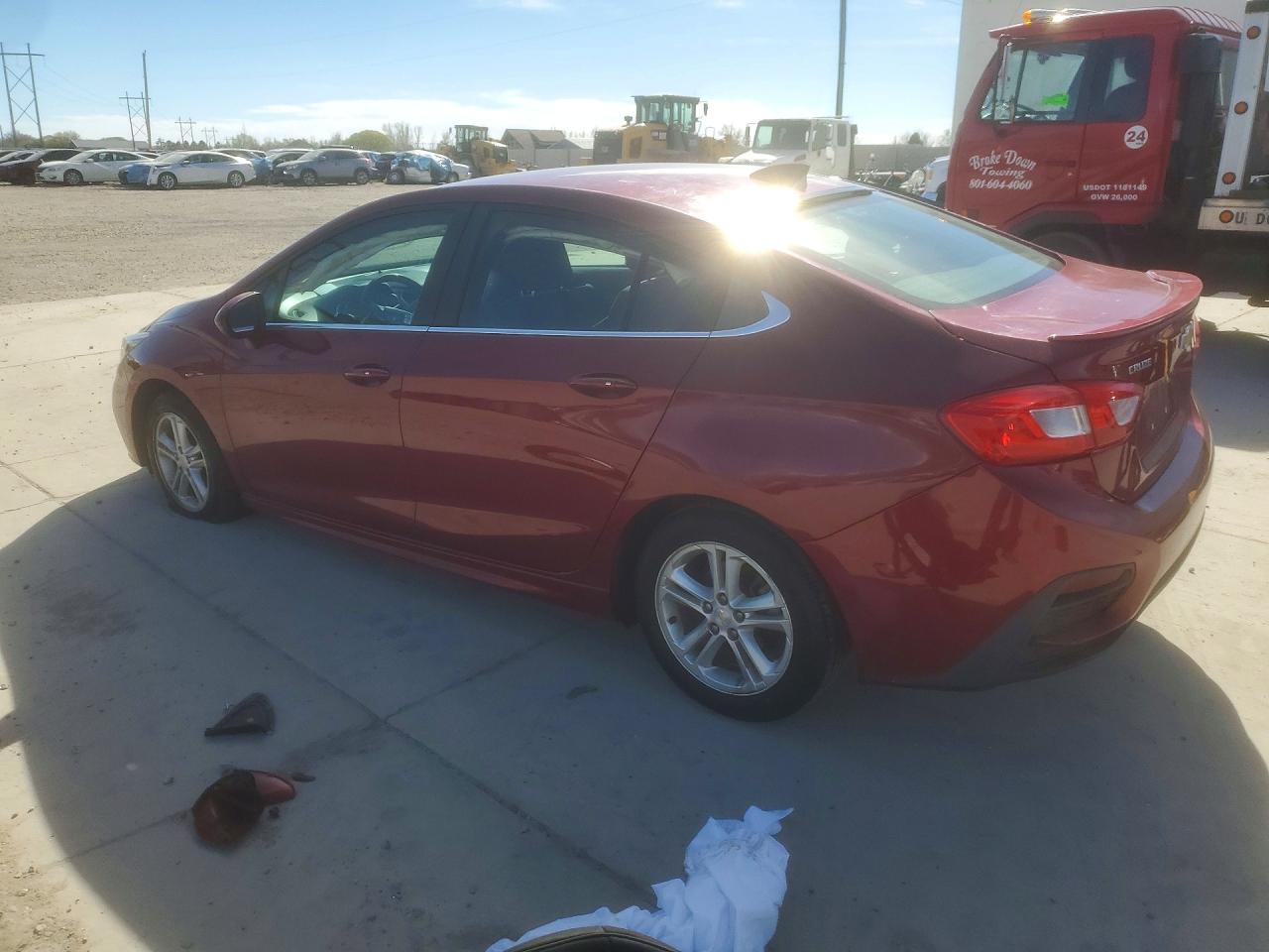 2017 CHEVROLET CRUZE LT photo 4