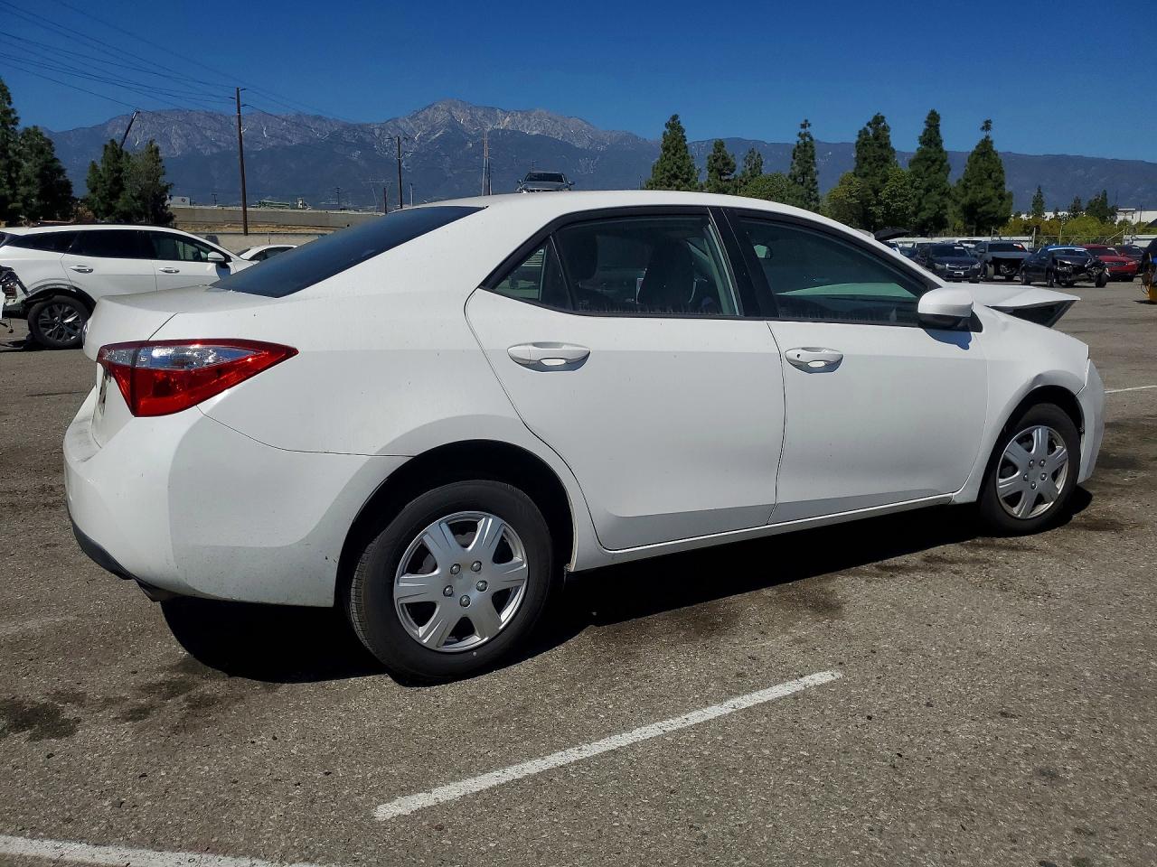 2015 TOYOTA COROLLA L photo 5