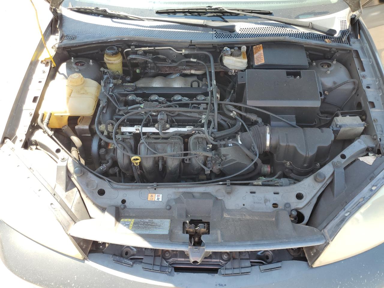 2005 FORD FOCUS ZX4 photo 31