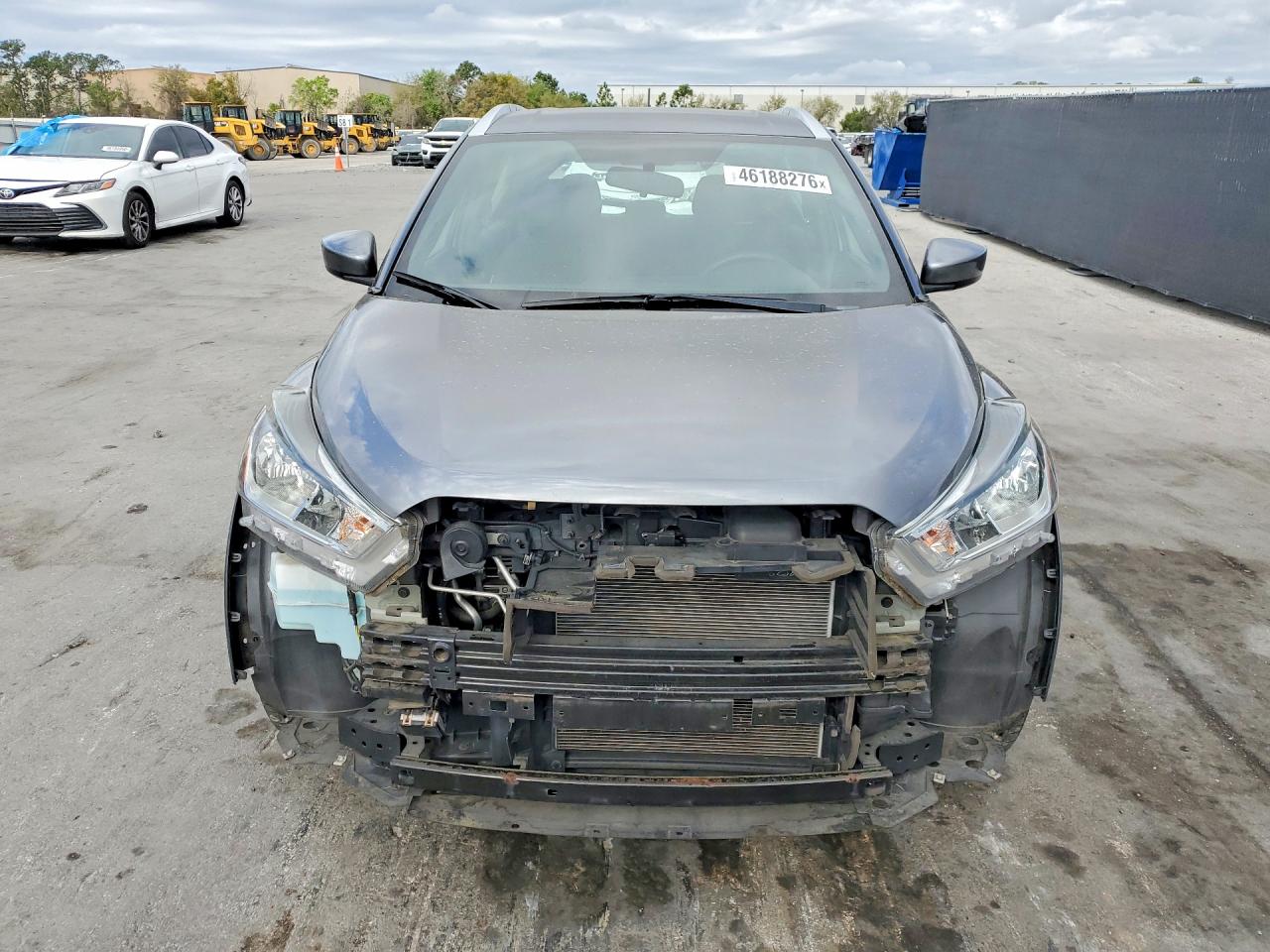 2018 NISSAN KICKS SV photo 9