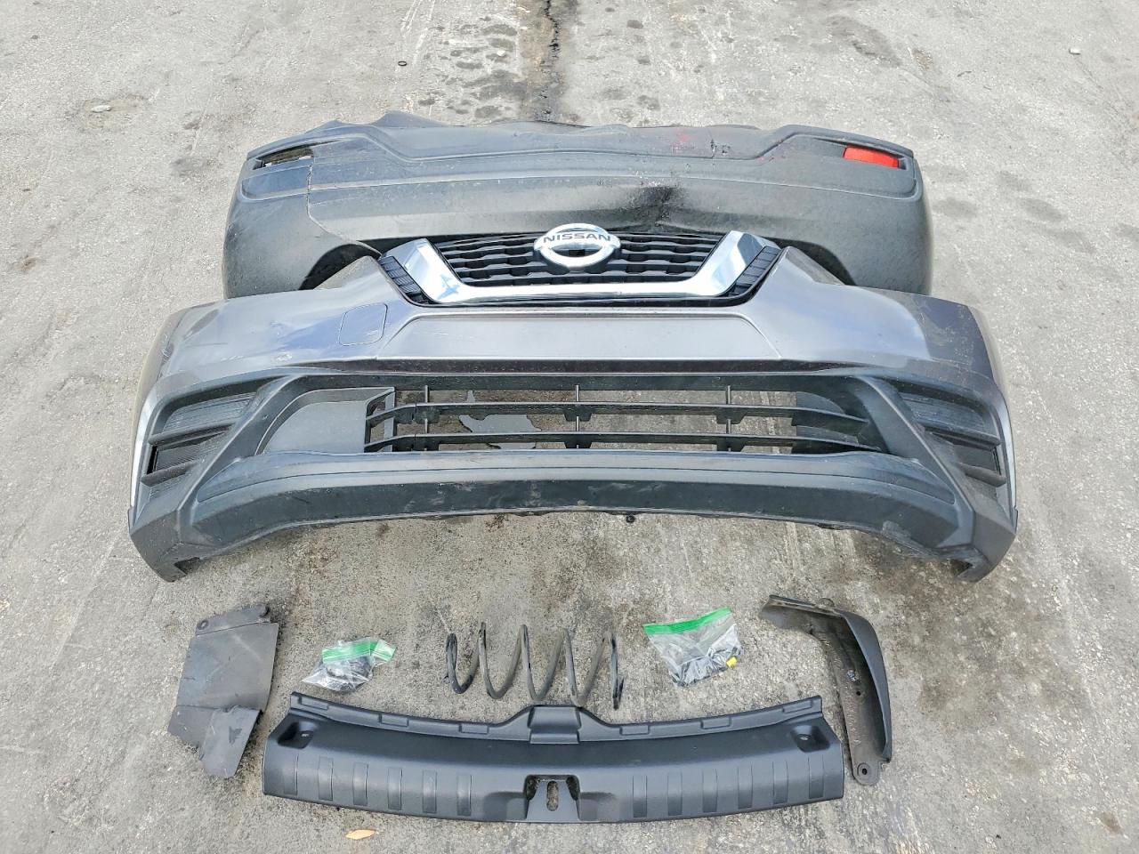 2018 NISSAN KICKS SV photo 25