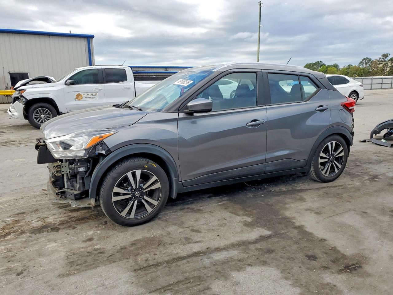 2018 NISSAN KICKS