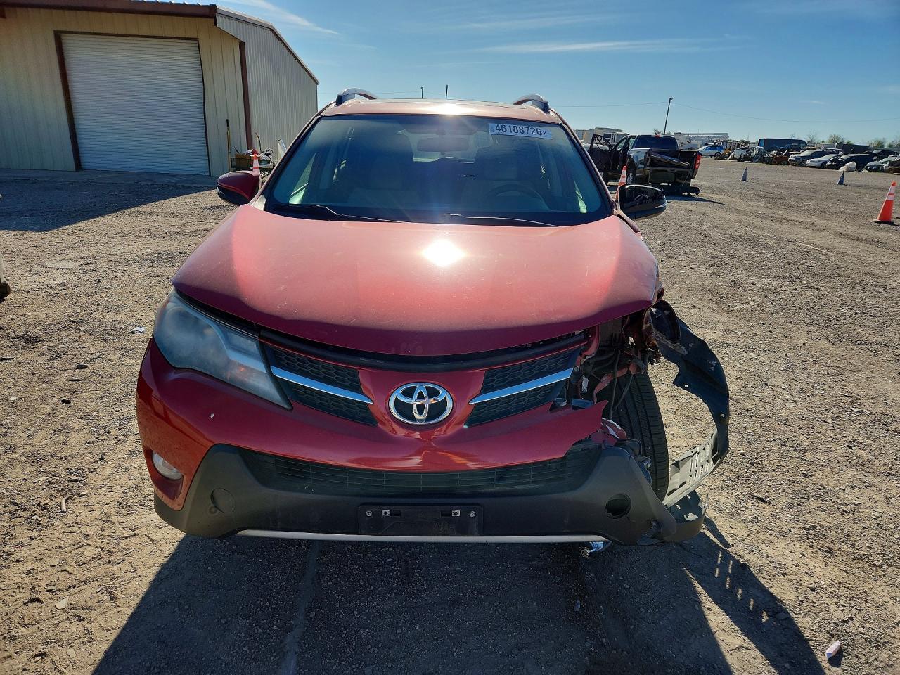 2015 TOYOTA RAV4 XLE photo 5