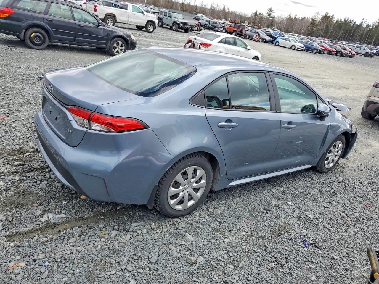 2021 TOYOTA COROLLA LE photo 5