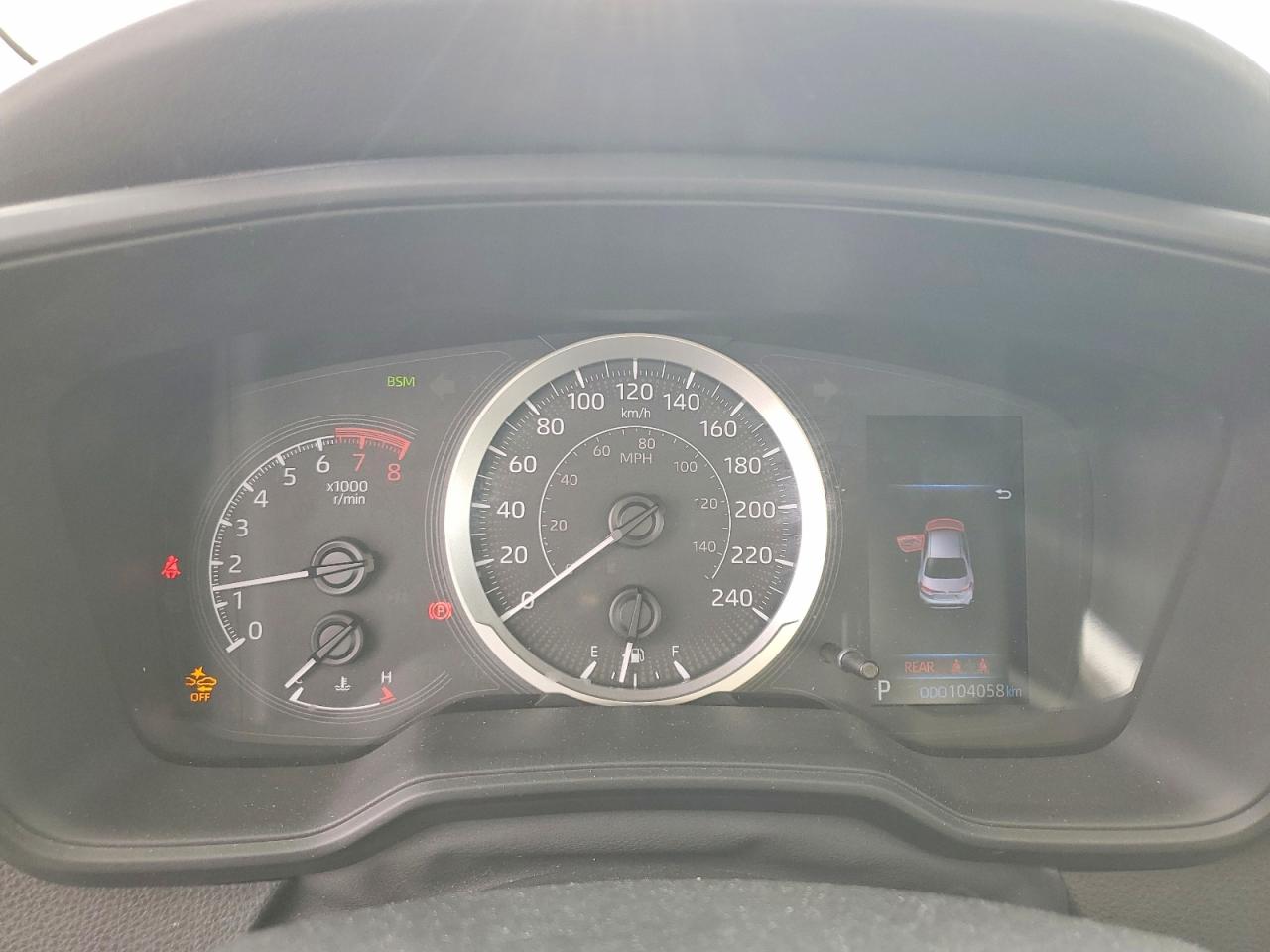 2021 TOYOTA COROLLA LE photo 17