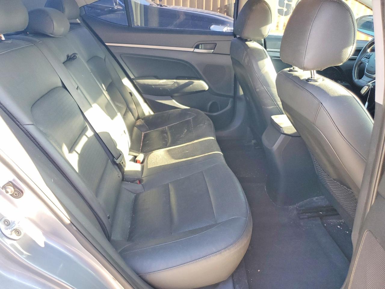 2017 HYUNDAI ELANTRA LIMITED photo 10