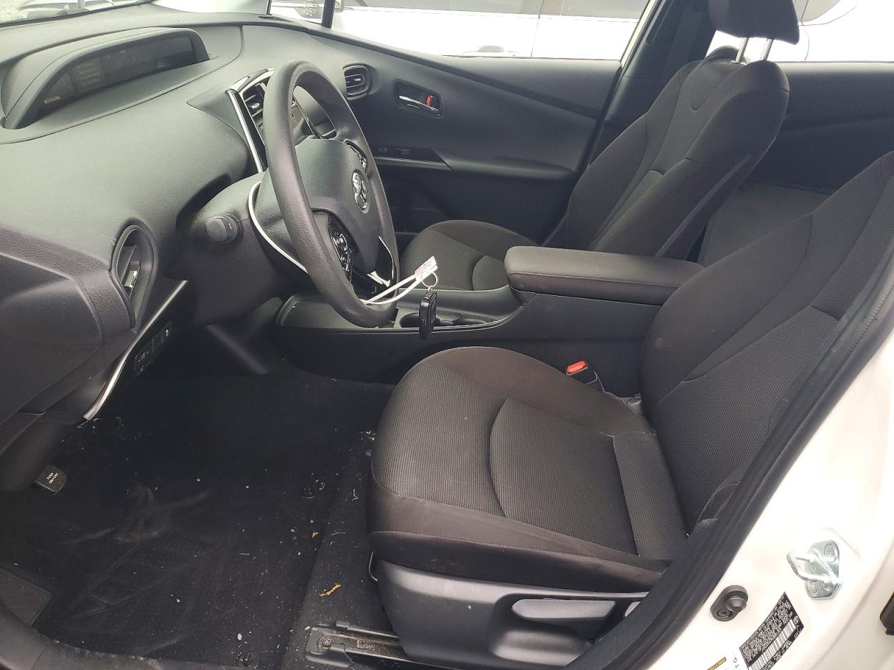 2019 TOYOTA PRIUS L ECO photo 7
