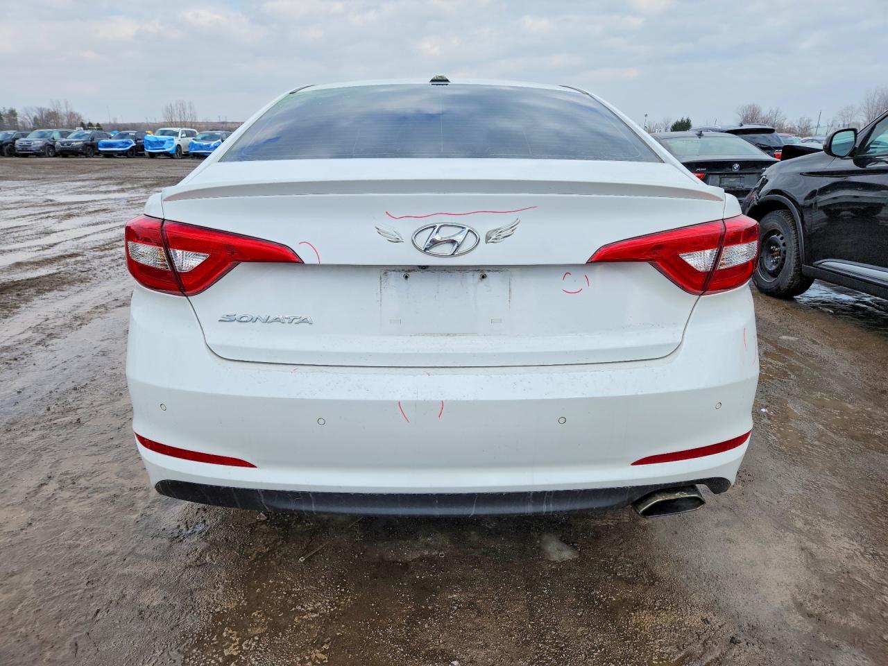 2015 HYUNDAI SONATA SE photo 11
