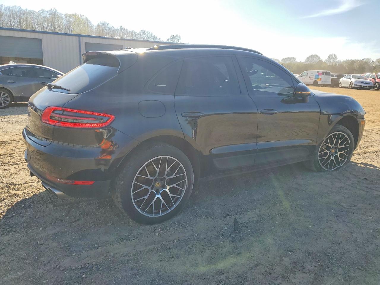 2018 PORSCHE MACAN S photo 3