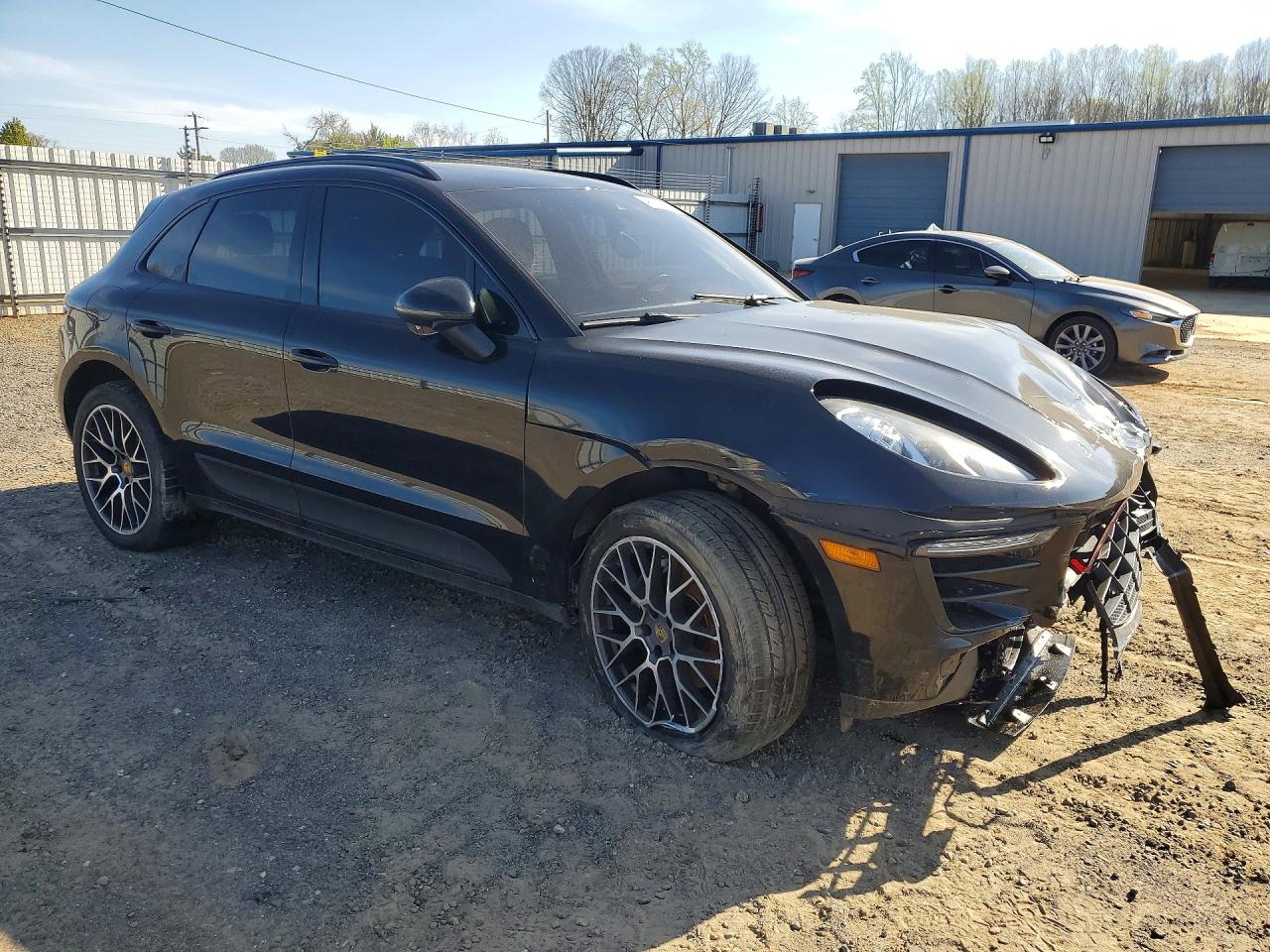2018 PORSCHE MACAN S photo 4