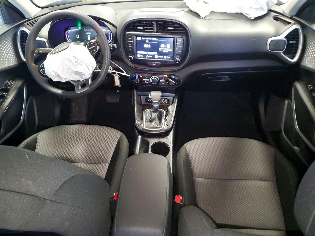 2025 KIA SOUL LX photo 15