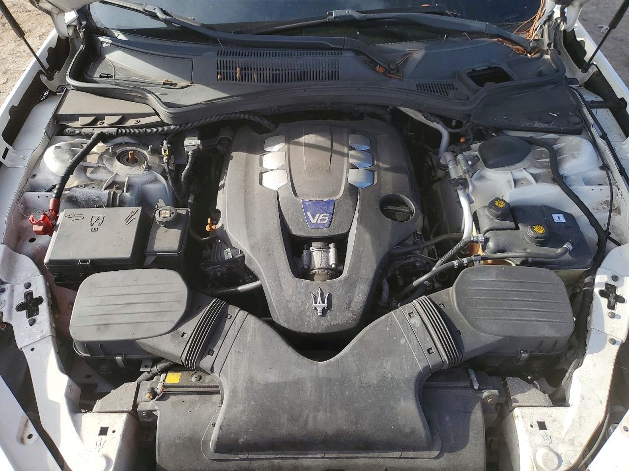 2016 MASERATI GHIBLI S photo 21