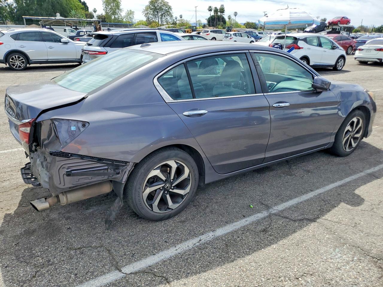 2016 HONDA ACCORD EX photo 5
