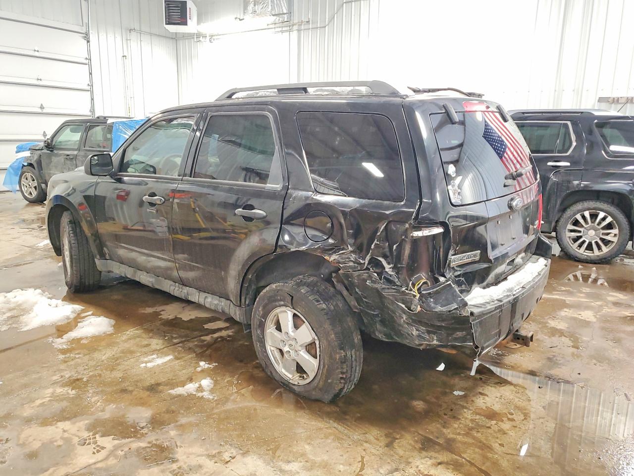 2012 FORD ESCAPE XLT photo 2