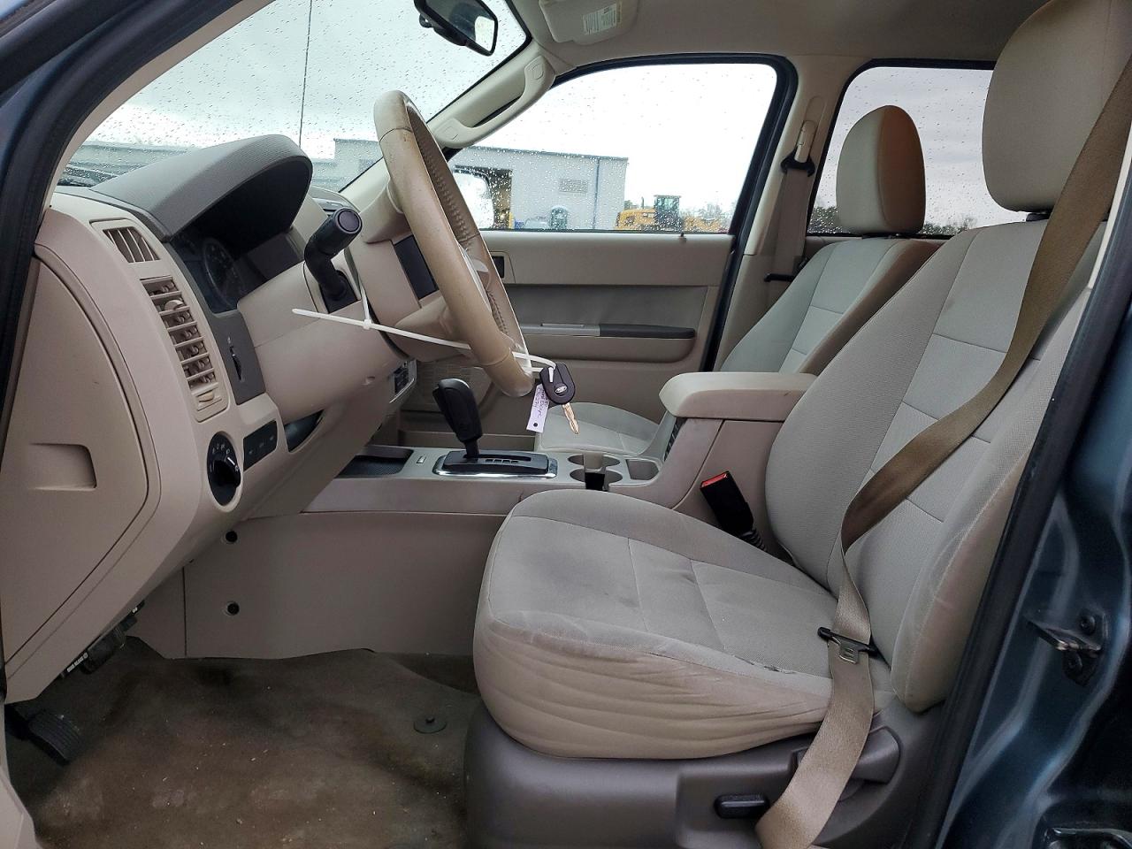 2012 FORD ESCAPE XLT photo 13