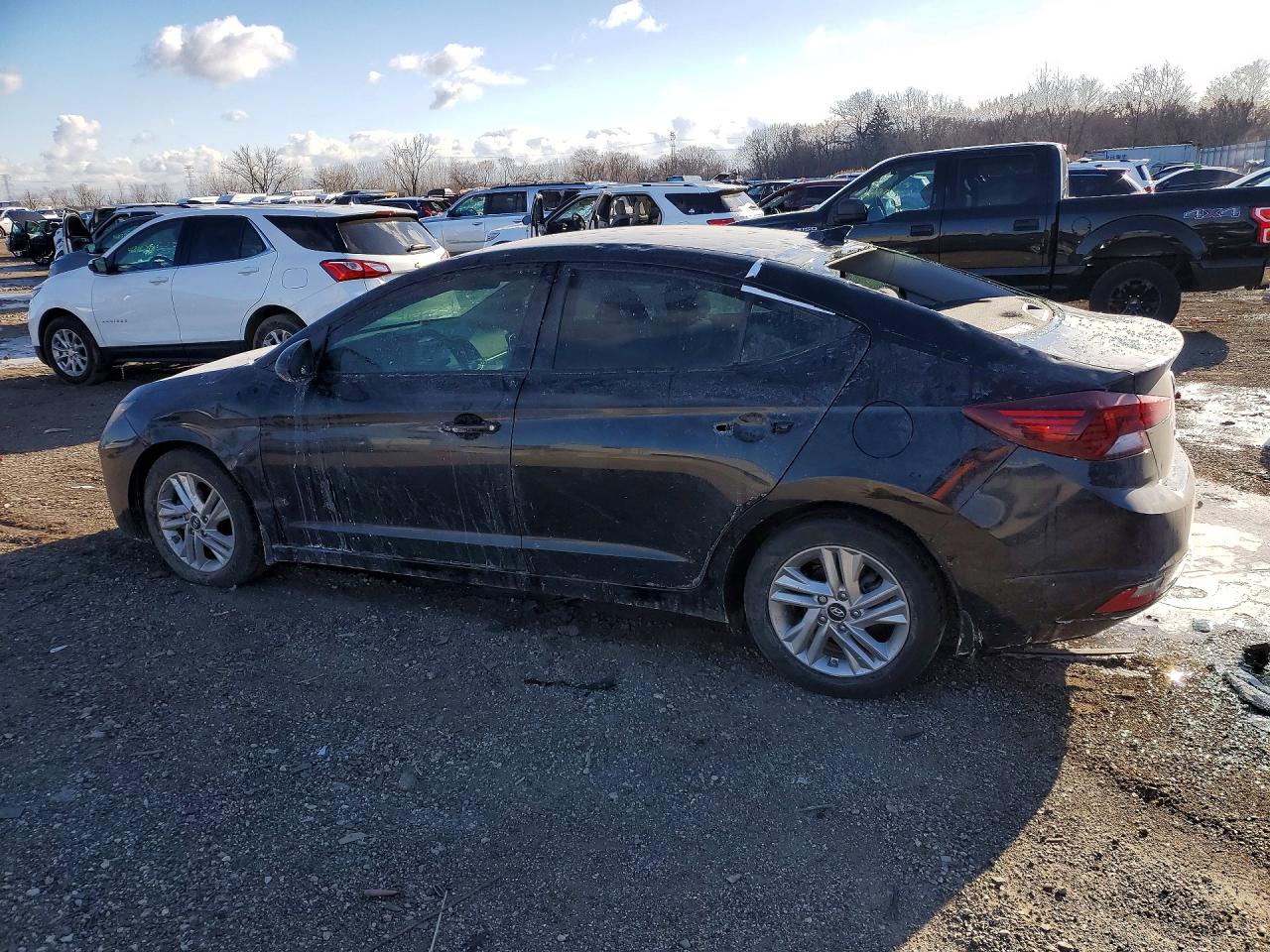 2020 HYUNDAI ELANTRA SEL photo 3